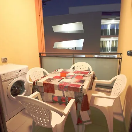Bilocale Grey Apartmán *